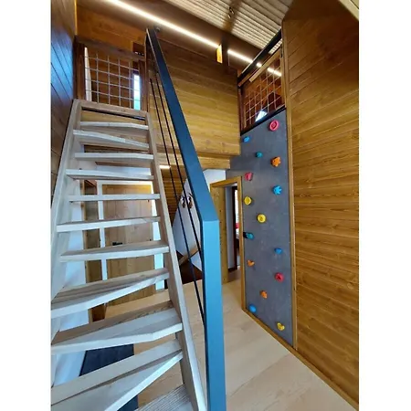 Spacious With Good Ambience * 切尔尼杜尔