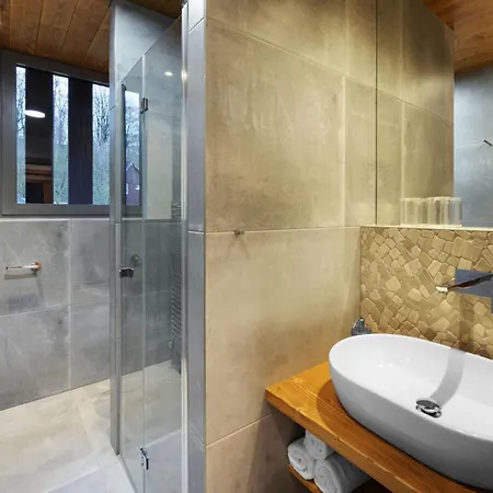 Spacious With Good Ambience *